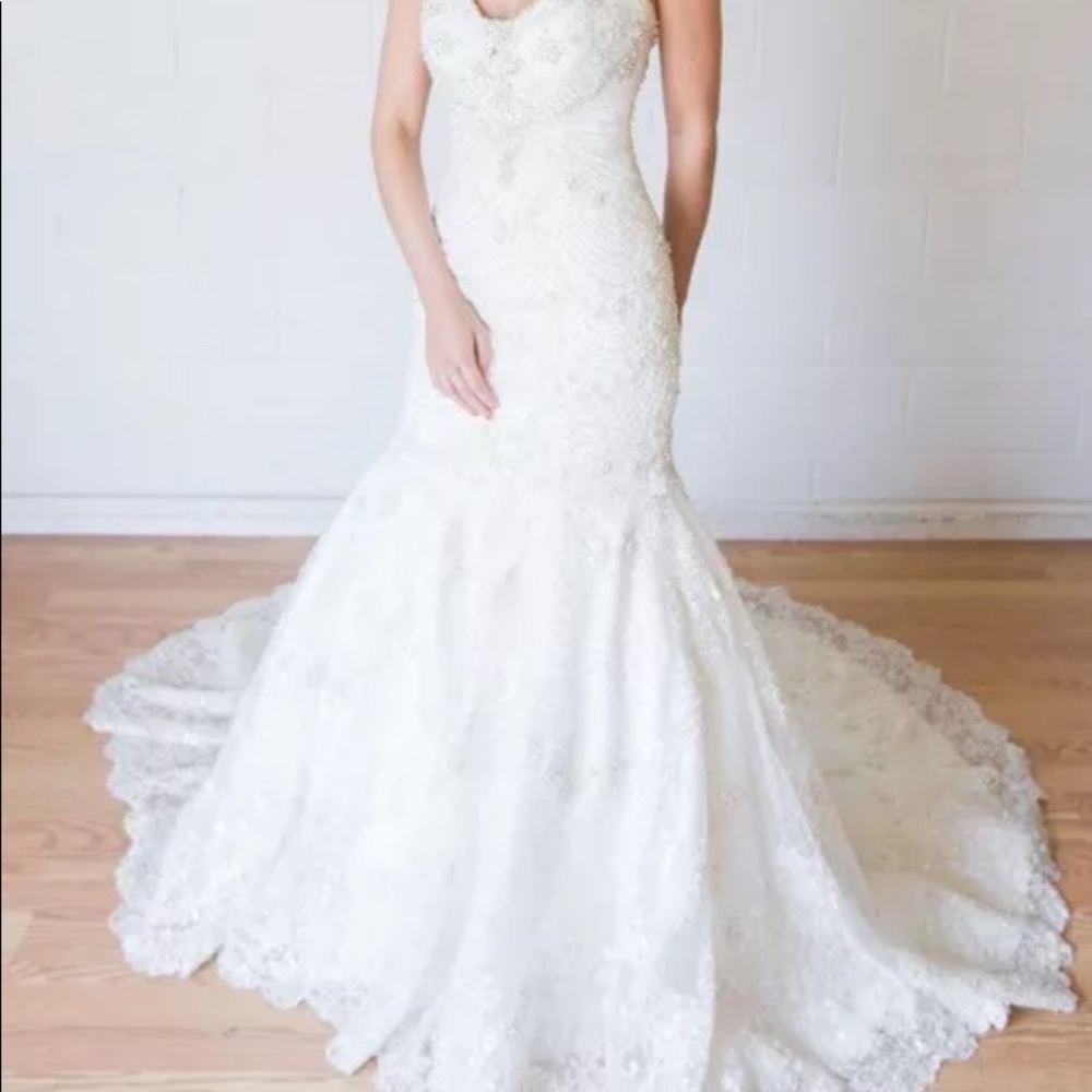 Wedding Dress - Picture 4 of 4